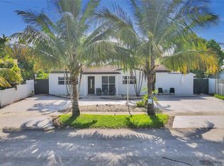 6520 W 8th Ln, Hialeah, FL 33012