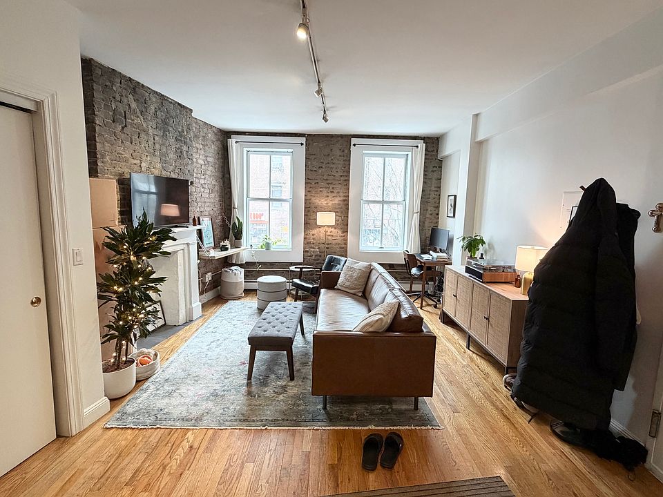 1st image of 305 W Broadway APT 2B