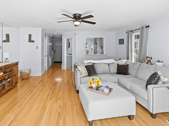 4th image of 15-17 Boughton Street #1-1