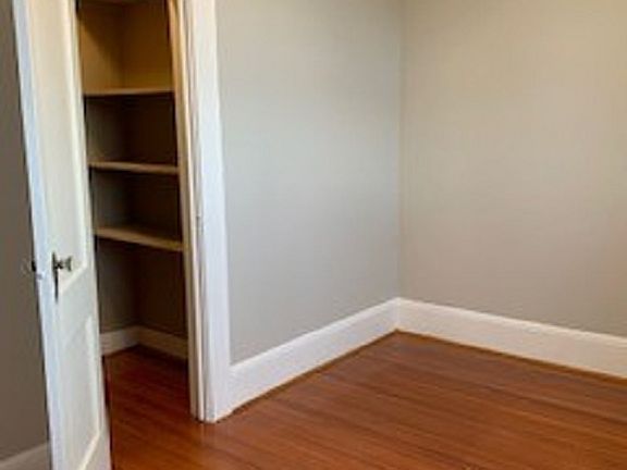 2nd image of 20 Aberdeen Dr APT 8