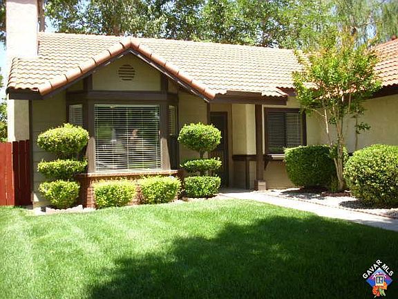 3rd image of 2819 College Park Dr