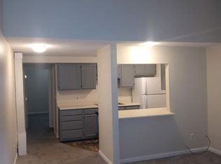 4 Merriam St APT 6, Berwick, ME 03901