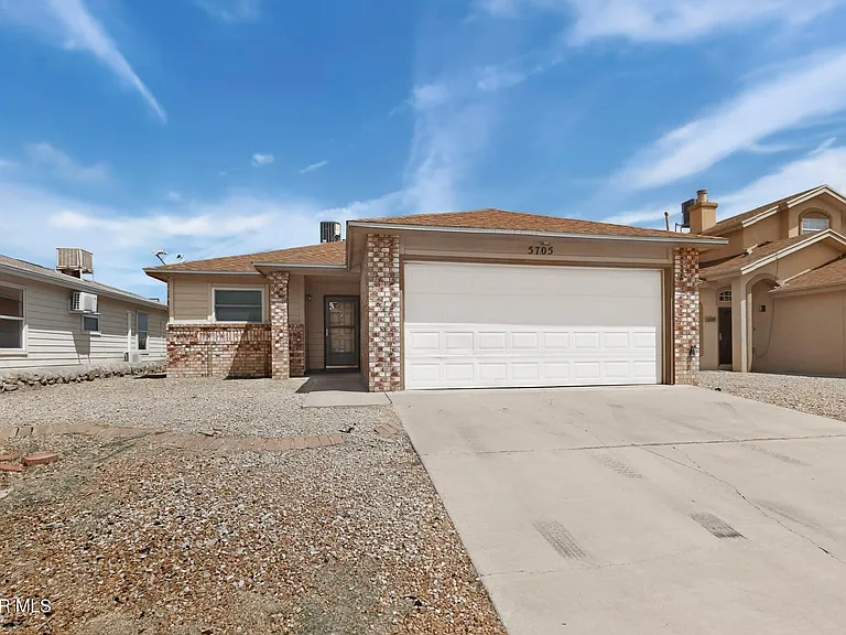 5705 Rick Husband Dr — Photo 1