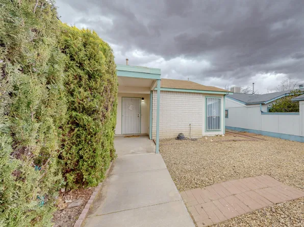 4765 Platinum Dr NE, Rio Rancho, NM 87124