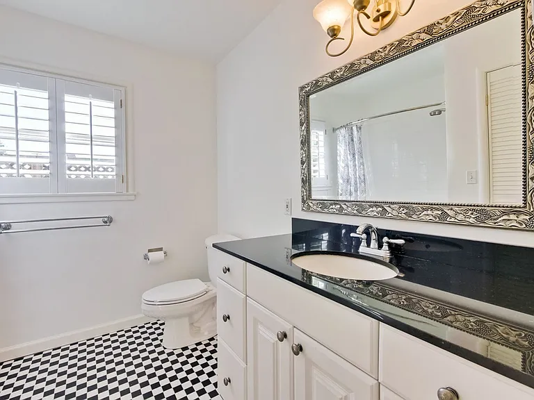 2990 Cowper St — Photo 30