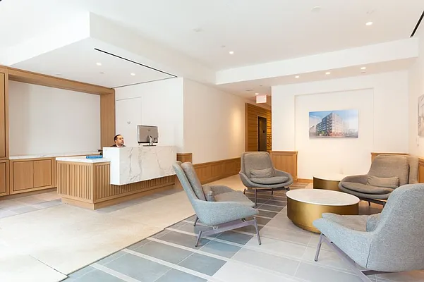 Rented by MNS | media 42