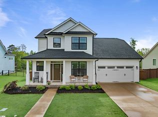 313 Glendon St, Greer, SC 29651