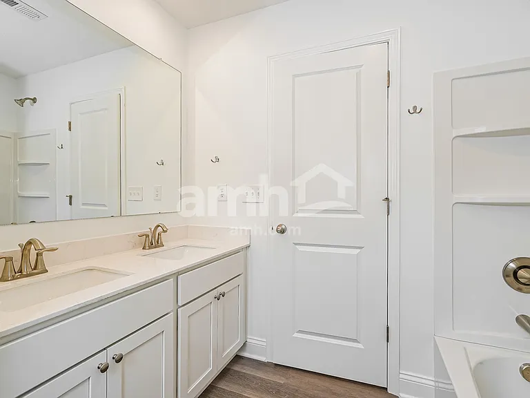 9025 Henley Ave — Photo 17