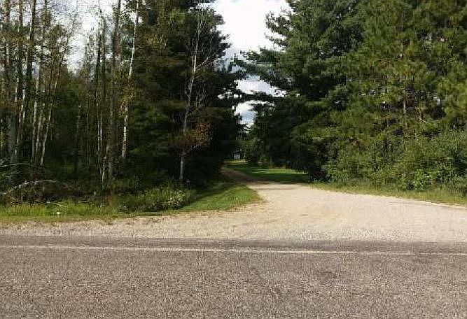 2nd image of 19742 Eighteen Mile Rd