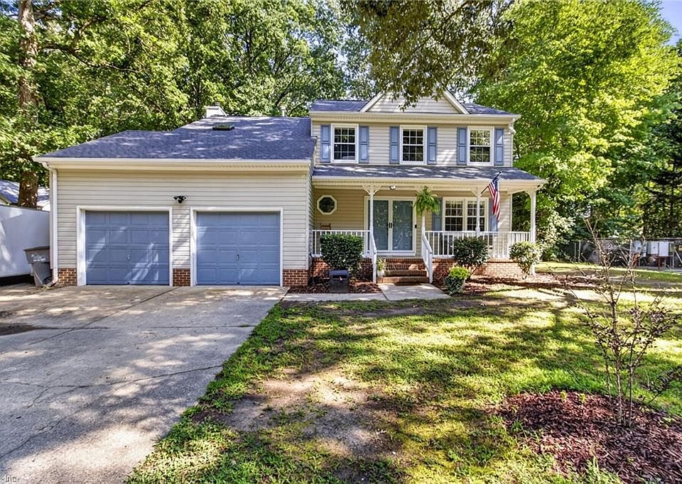 1st image of 302 Buckingham Way