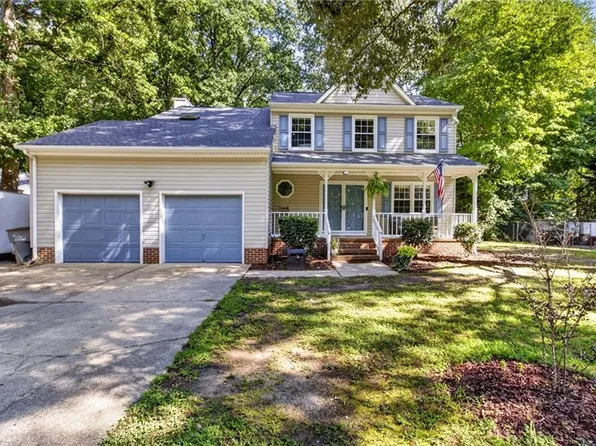 302 Buckingham Way, Smithfield, VA 23430