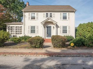 81 Knollwood Ave, Cranston, RI 02910