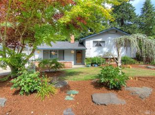 1009 Paradise Ln, Fircrest, WA 98466