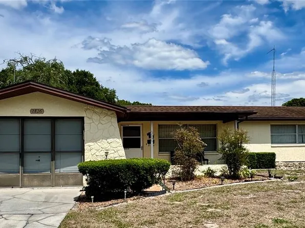 2826 Raven Dr, Holiday, FL 34690