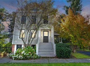 283 Brewster St, Bridgeport, CT 06605