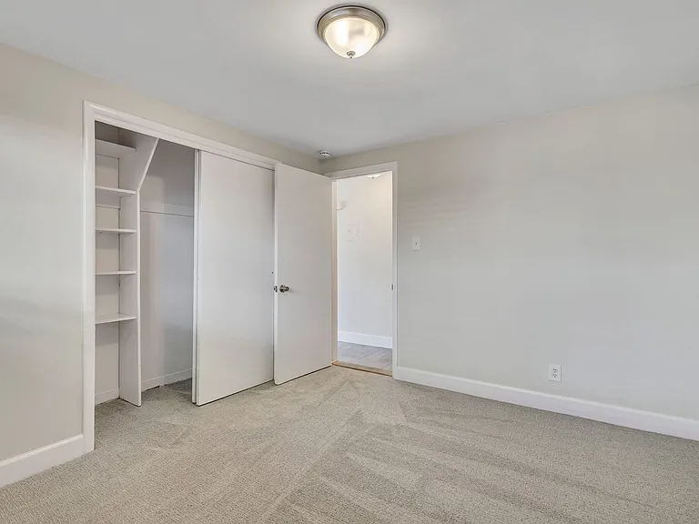 First Avenue Apartments — Photo 5