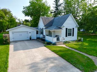 404 W Davis St, Hamlet, IN 46532