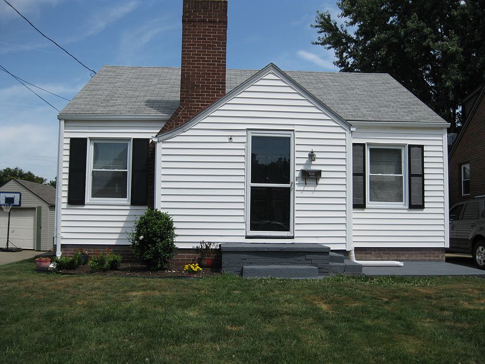Welcome to 1313 Warrick Pl
