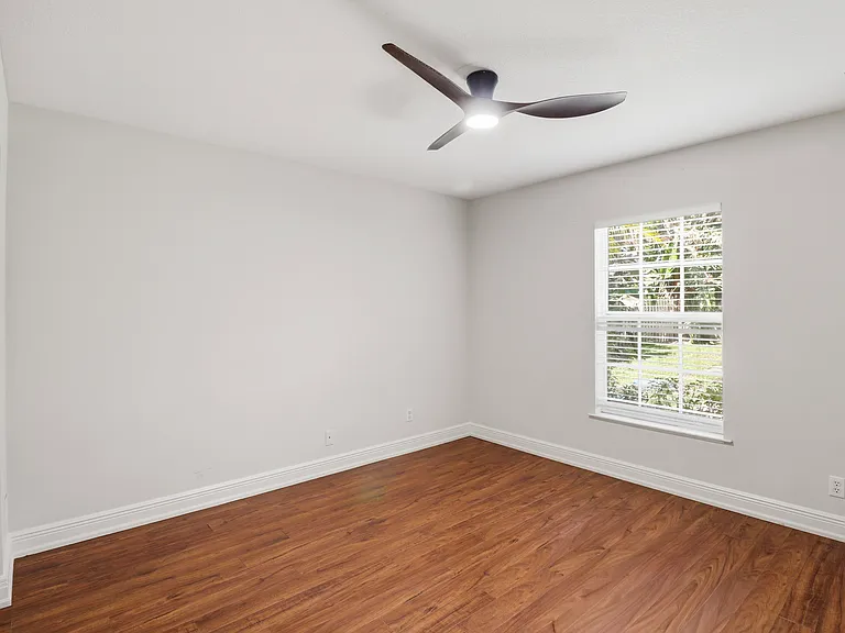 5802 SE Wesley Ave — Photo 17