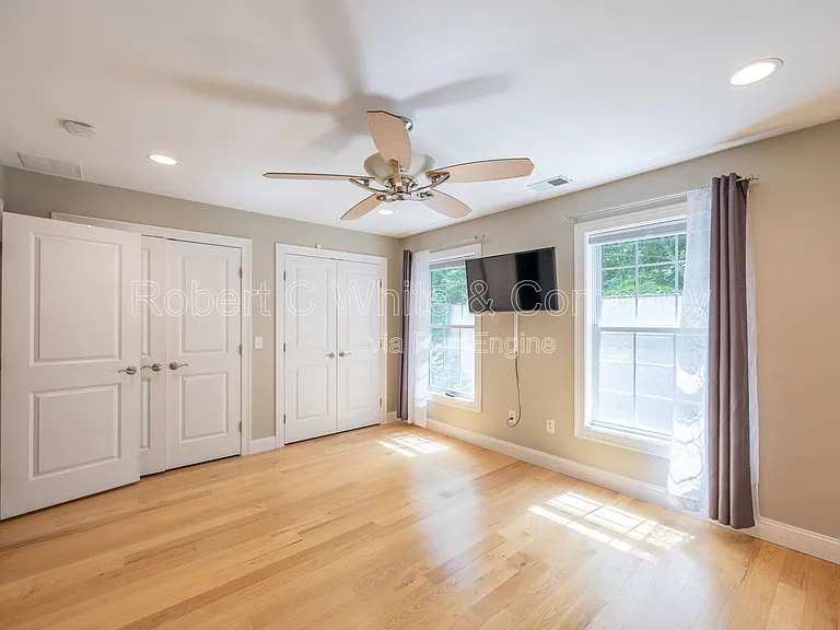 28 Armstrong Rd #C21 — Photo 20