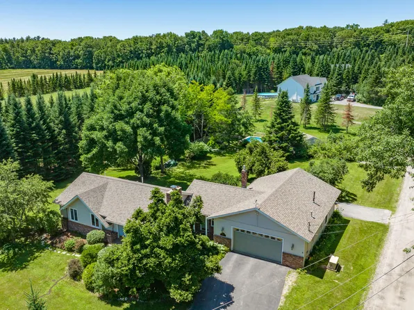 4 Riverside Ridge Road, Windham, ME 04062