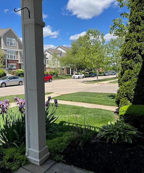 2672 Gardenia Ave #6 — Photo 3