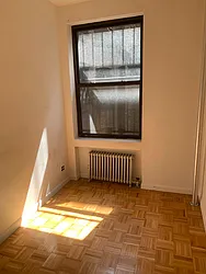 Rented by M.Grossman R.E. Management