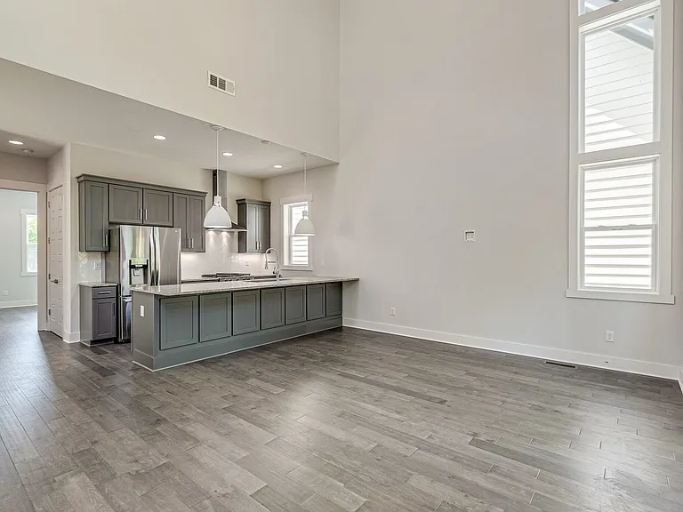 120 Marie St — Photo 11