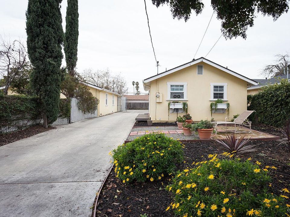 1st image of 735A Lotus St