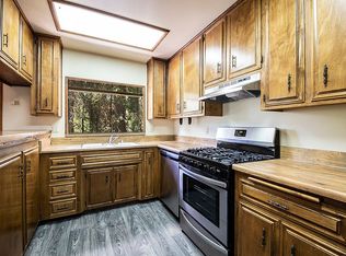 24732 Nestal Ct, Crestline, CA 92325