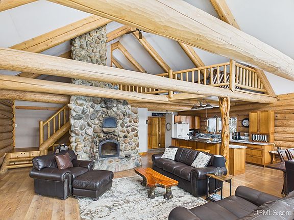 3rd image of E12814 Chapel Rd