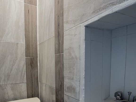 4th image of 1839 Park Pl #3