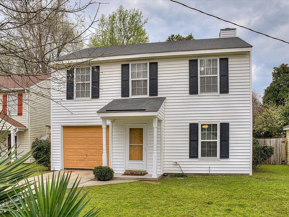 1st image of 2219 Birnam Pl