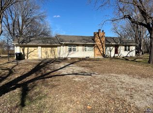7410 NW Kiro Ct, Silver Lake, KS 66539