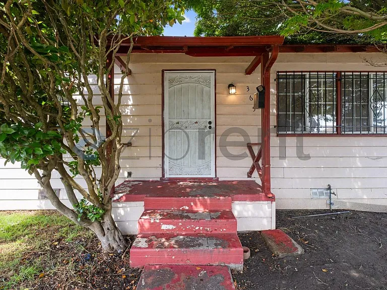 365 S 38th St — Photo 4