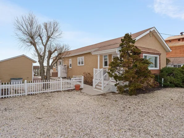 805 Stone Harbor Blvd, Cape May Court House, NJ 08210
