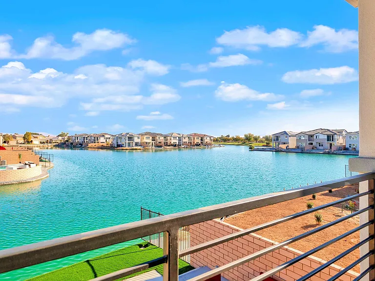 43180 Portuale Ct — Photo 90