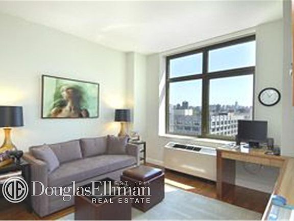 5th image of 1 Morton Sq APT 12EW