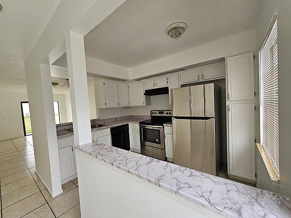 5th image of 3303 Vishaal Ct