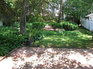 304 Griffin Ave, Bridgeport, CT 06606