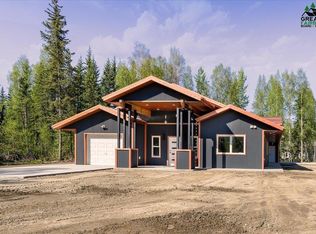 1131 Charlotte Rd, Fairbanks, AK 99705