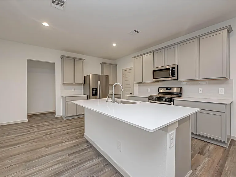 3418 Lake Landing Ln — Photo 27