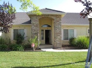 1330 W Chess Terrace St, Porterville, CA 93257