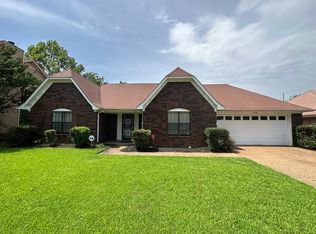 8244 Red Creek Dr, Cordova, TN 38016