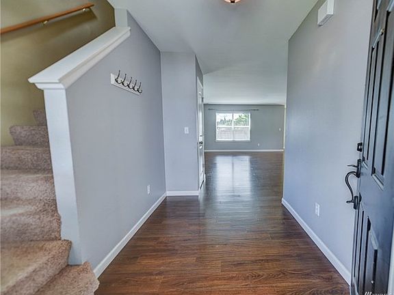 2nd image of 8520 173rd St E