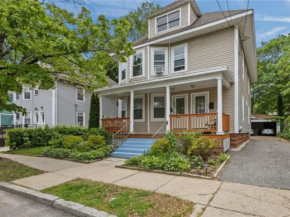 162 Armington St, Cranston, RI 02905