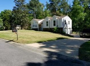 306 Willow Glen Dr, Alabaster, AL 35007
