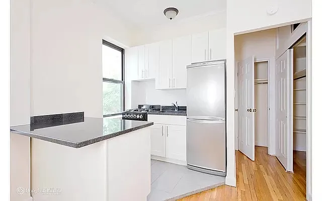 Rented by REAL New York | media 5