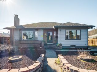 1010 W 9th St, The Dalles, OR