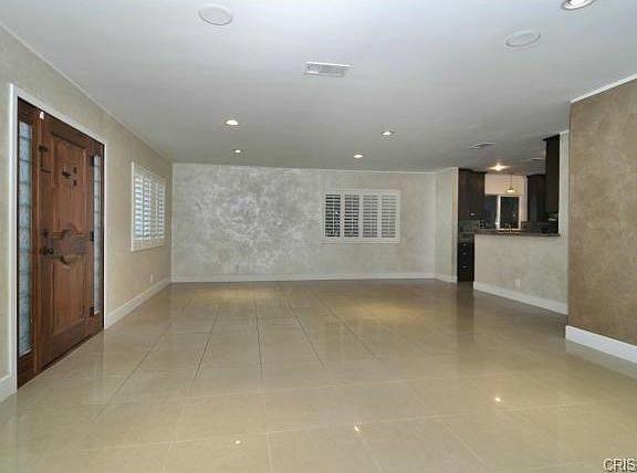 4th image of 4217 Beverly Glen Blvd
